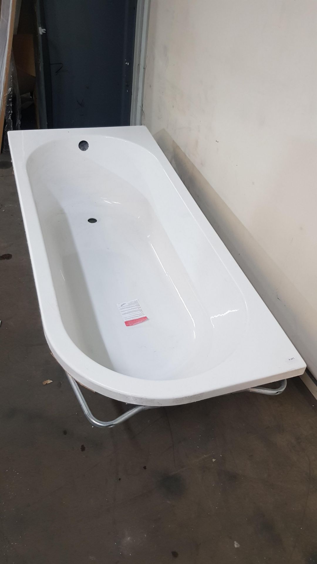 J Shaped 1700x750mm LH Single Ended Bath (Minor Surface Damage) - Image 2 of 4