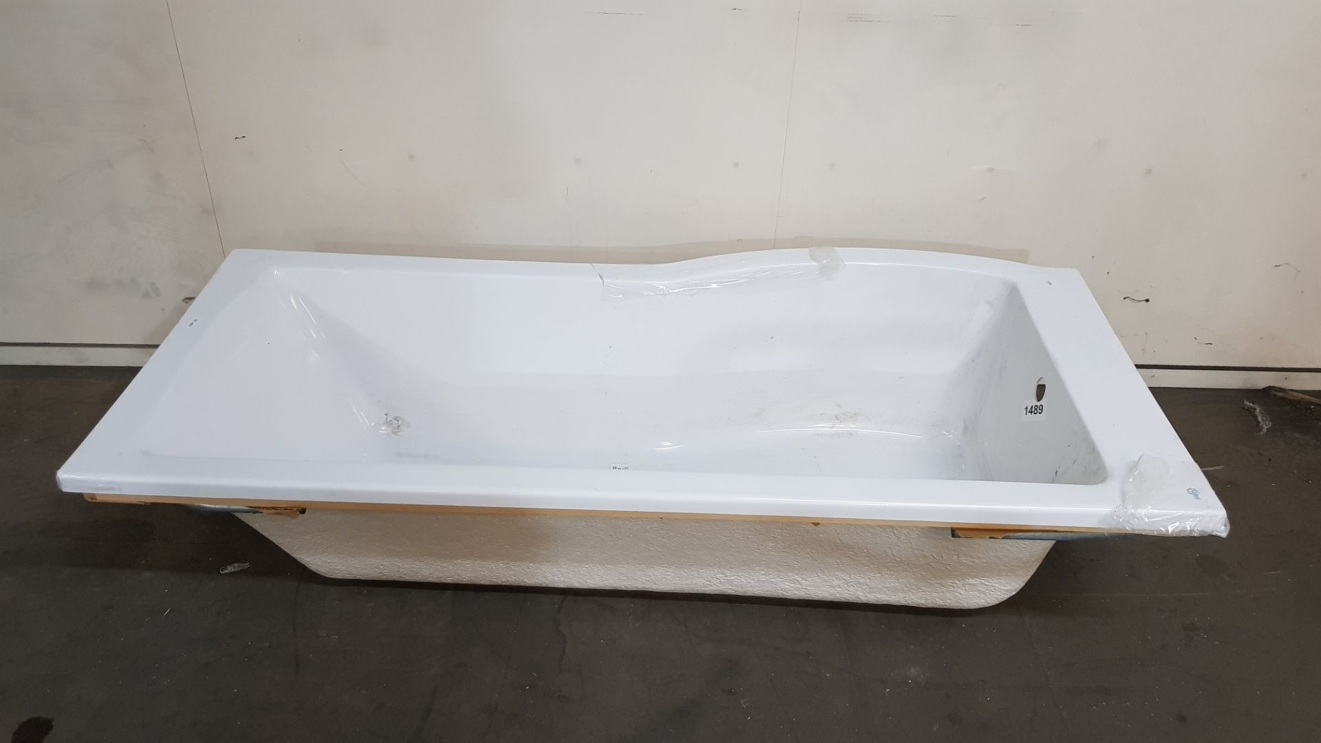 Ideal Standard Tempo Arc P Shaped LH Shower Bath With Side Panel 1700x700x800mm (1309201130) - Image 5 of 7