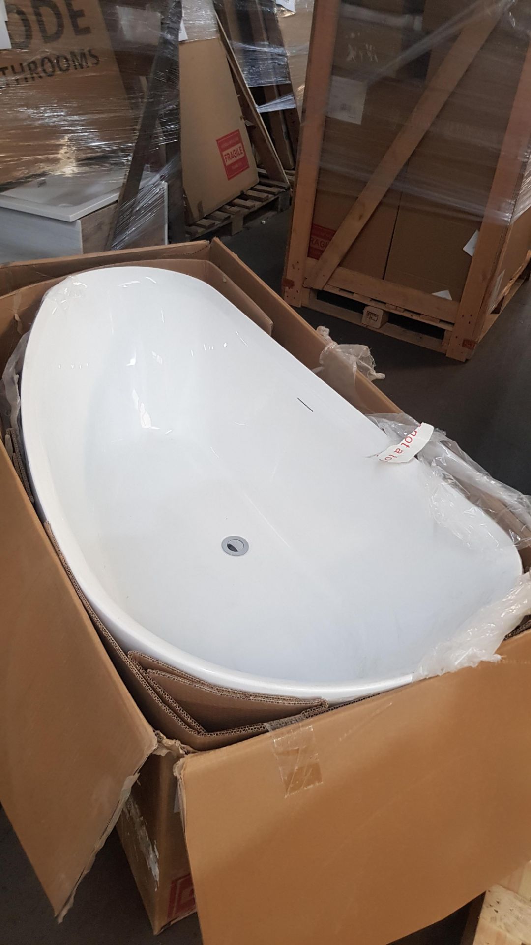 1 X Modern Corner Freestanding Bath 1500 X 720 (aif89572gwht) RRP £999 - Image 2 of 4