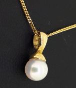 18ct (750) Yellow Gold 5.5-6mm Pearl Pendant on 18ct Yellow Gold Curb Chain