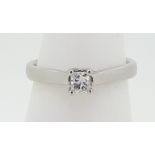 18ct (750) White Gold 0.25ct Princess Cut Diamond Solitaire Ring