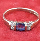 9ct (375) Yellow Gold Blue & White Stone Dress Ring