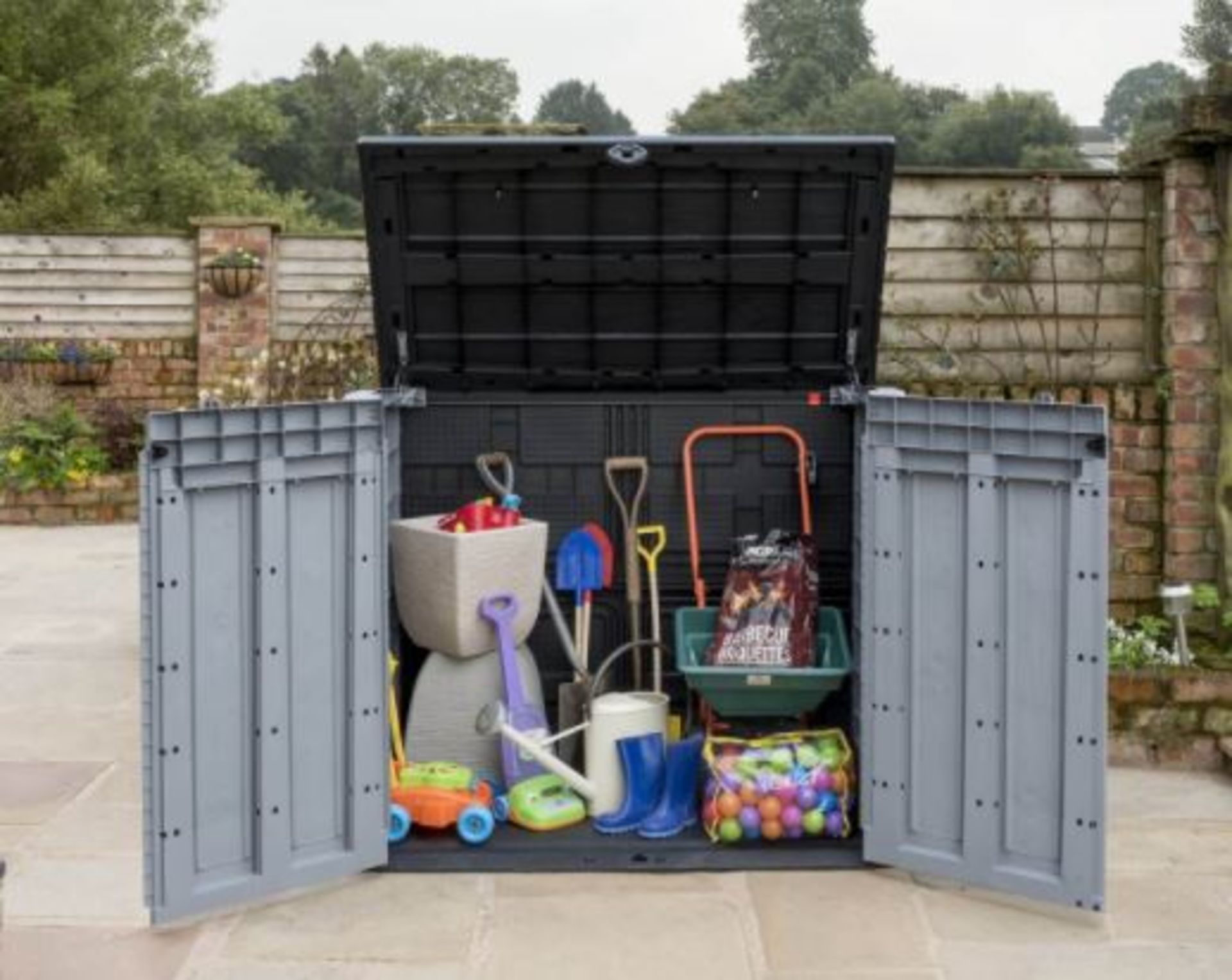 Garden. 1 X Keter Store It Out Ace (L145.5 X W82 X D123cm) RRP £145 - Image 3 of 7