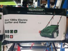 (R3N) 1 X Qualcast 32cm 1300W Electric Scarifier And Raker