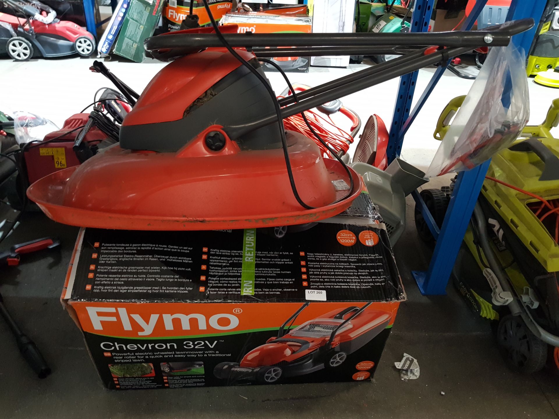 (R2M) 1 X Flymo Turbo Lite (No Box) & 1 X Flymo Chevron 32V Electric Lawn Mower - Image 3 of 3