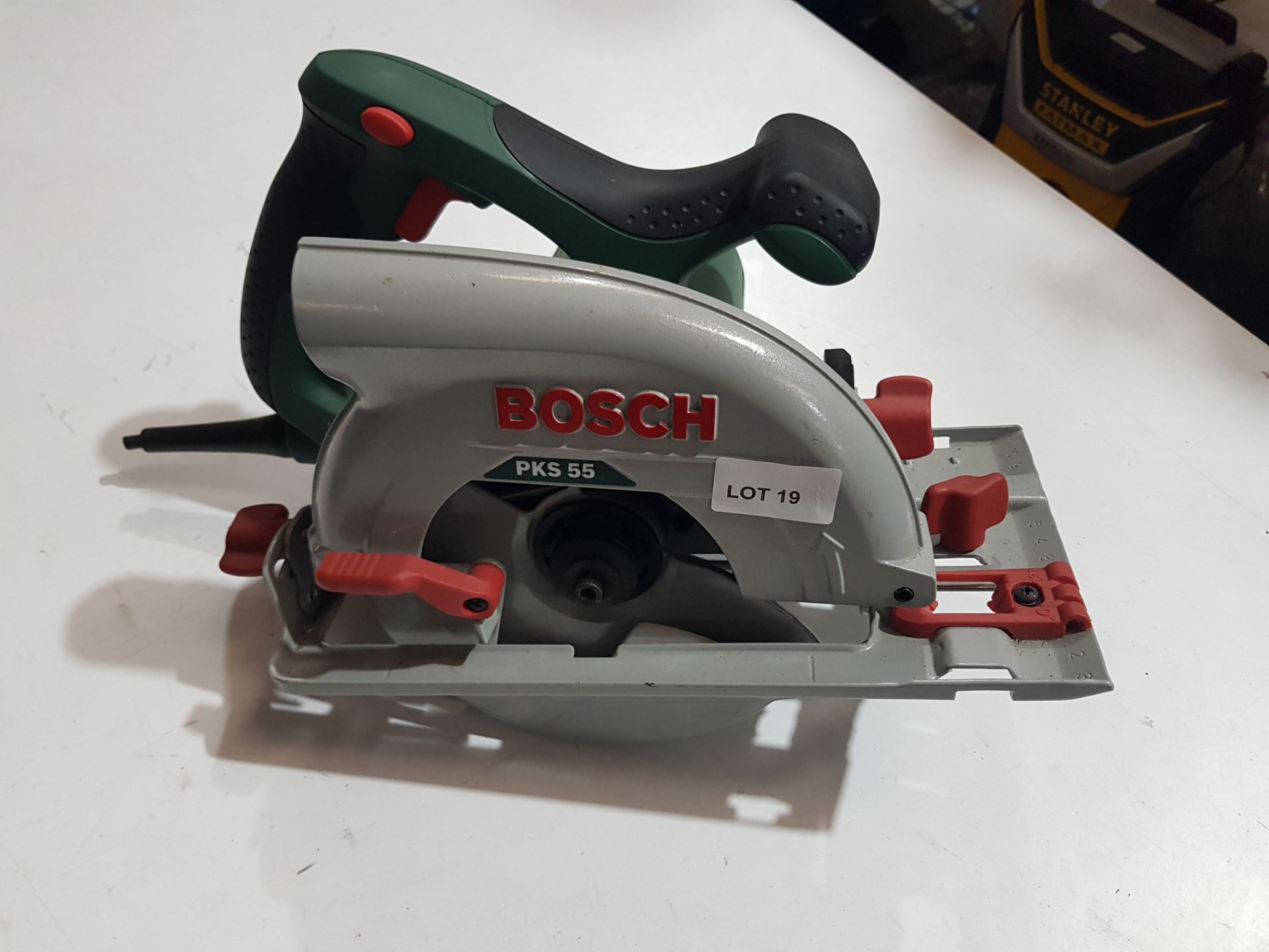 (R9D) 1 X Bosch Circular Saw PKS 55 (Ex Display. Power Cable Cut. Appears Unused) - Image 2 of 2