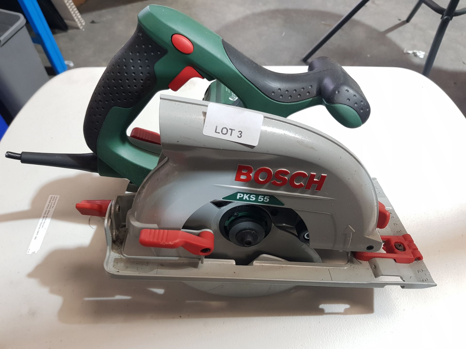 (R9F) 1 X Bosch PKS 55 1200W Circular Saw RRP £100 (Ex Display. Power Cable Cut. Appears Unused) - Image 2 of 2