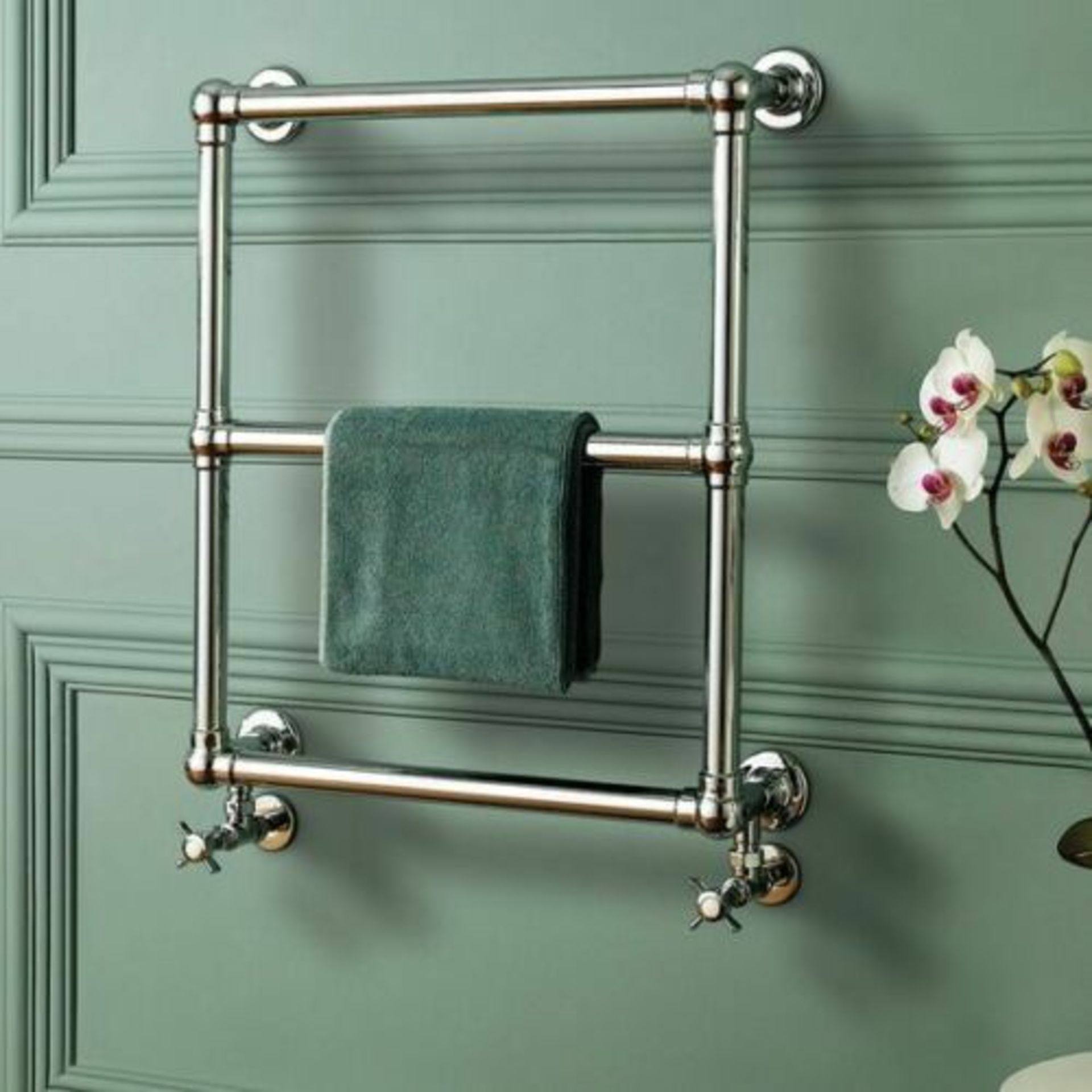 1 X Bathstore Burcomb 600x686mm Traditional Ball Jointed Chrome Heated Towel Rail Radiator. RRP £28