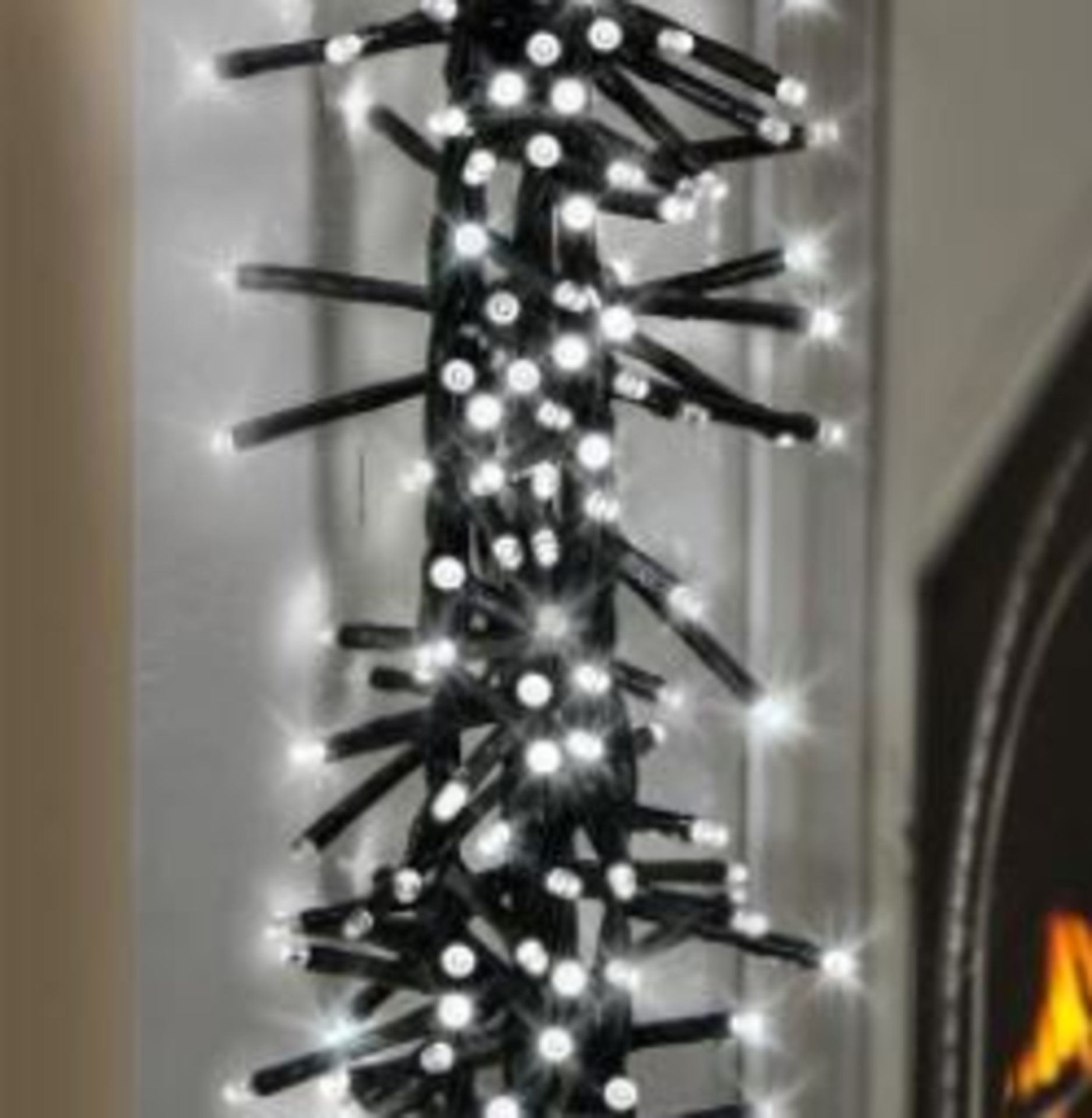(R15B) Lighting / Christmas. 12 Items. 3 X 960 LED Icicle Lights White, 1 X 720 LED Icicle Lights - Image 3 of 4