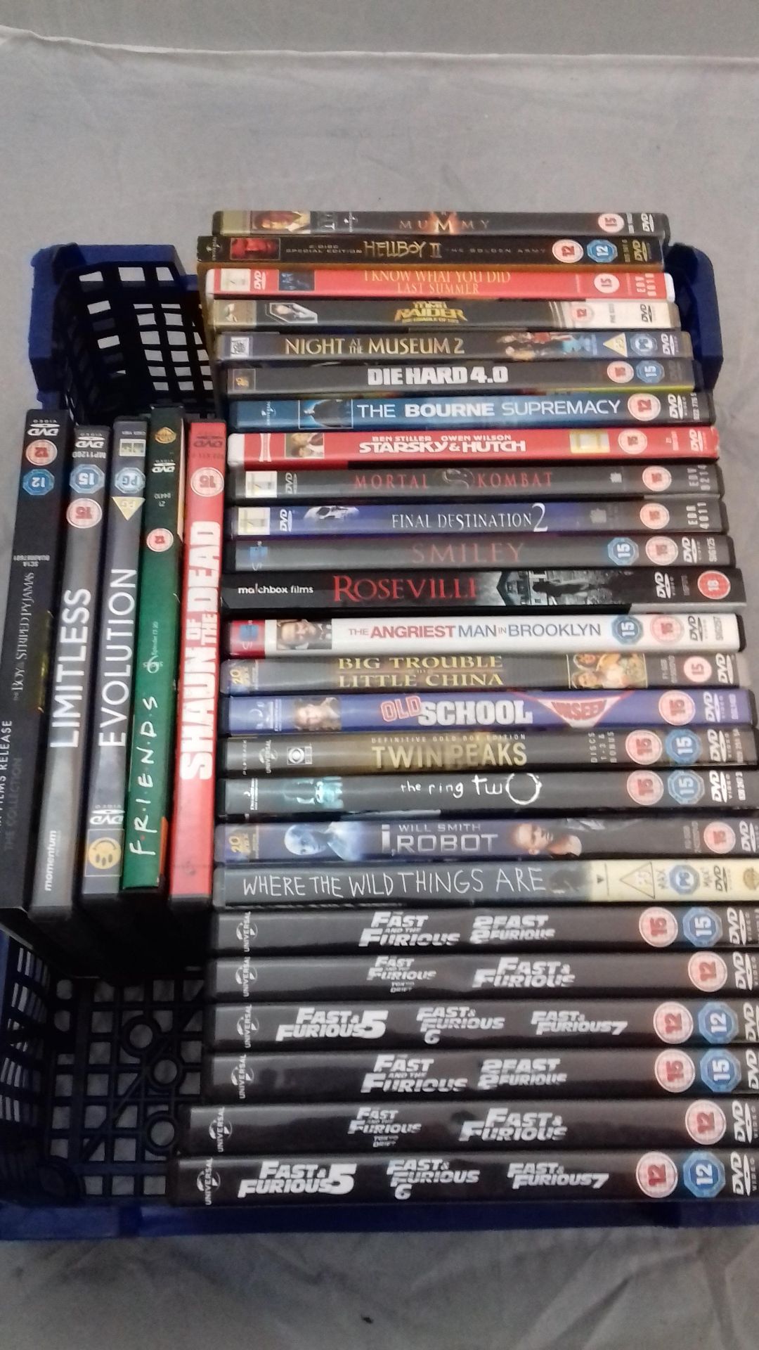(R14F) Approx 90 X Sealed DVDs To Inc The Boy In The Striped Pyjamas, Limitless,Evolution, Friends - Image 2 of 3