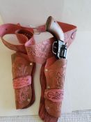 Vintage Toy Gun Belt/Holster with Toy Gun