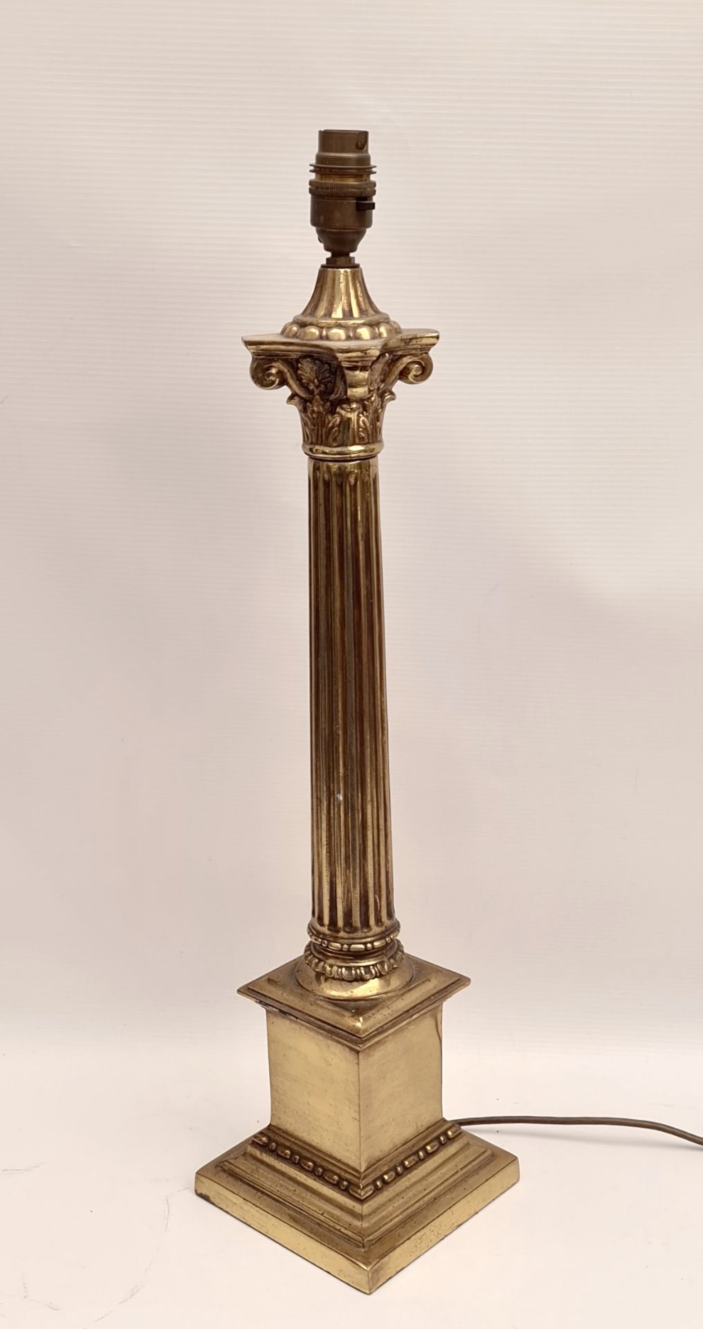 Vintage Brass Lamp Composite Style Column     Vintage Brass Lamp Composite Style Column.Measures