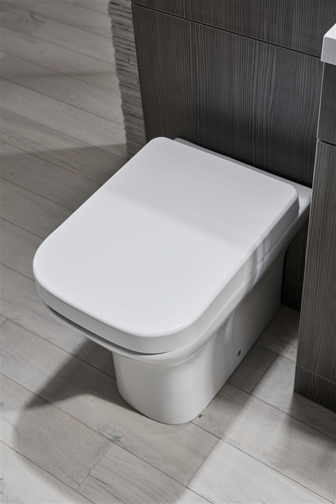 New (E175) Porto Back To Wall Toilet. Width 345mm Height 400mm Depth 490mm Floor Mounted Bac... - Image 2 of 2