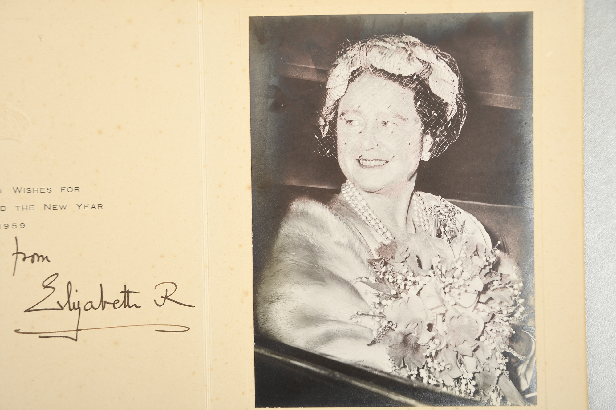 Queen Elizabeth The Queen Mother (1900 - 2002) Original Signed Christmas Card 1959. - Image 4 of 4