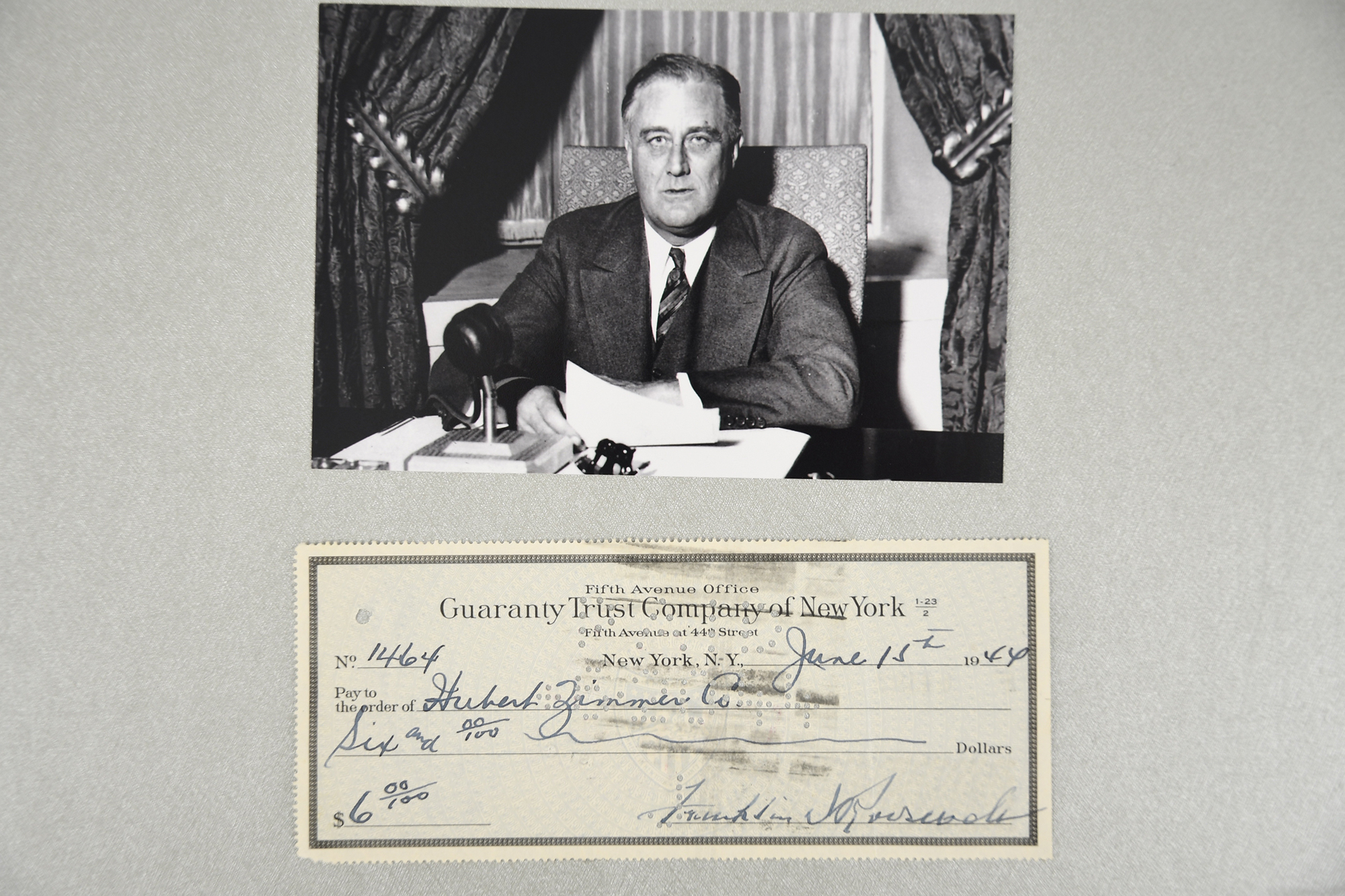 Franklin D Roosevelt (1882 - 1945) Signed cheque dated 1944.