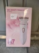 IPX7 6 in 1 Beauty tools kit Ð RRP £15 Grade U