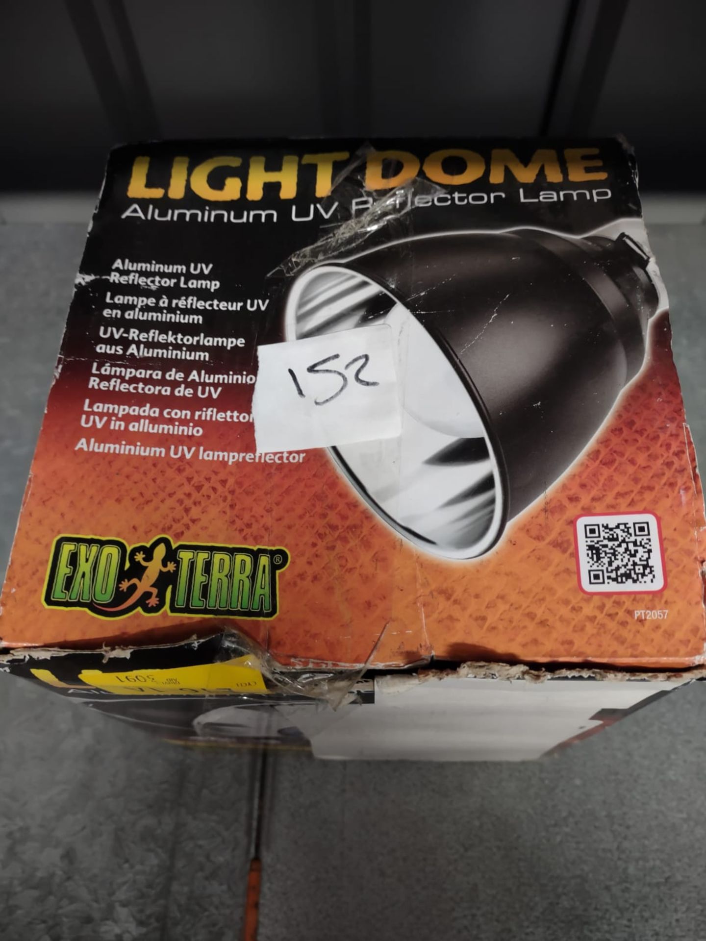 Exo terra Light dome RRP - £25 Grade U