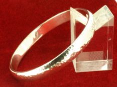 Sterling Silver Hammer Finished Handmade Round Bangle - 6.5mm Wide