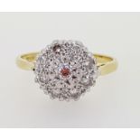 18ct (750) Yellow Gold Diamond Cluster Star Set Ring