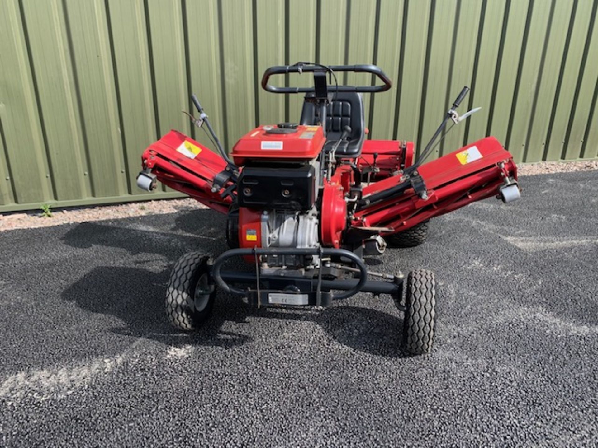 Baroness LM180C Ride On Mower - Image 3 of 5