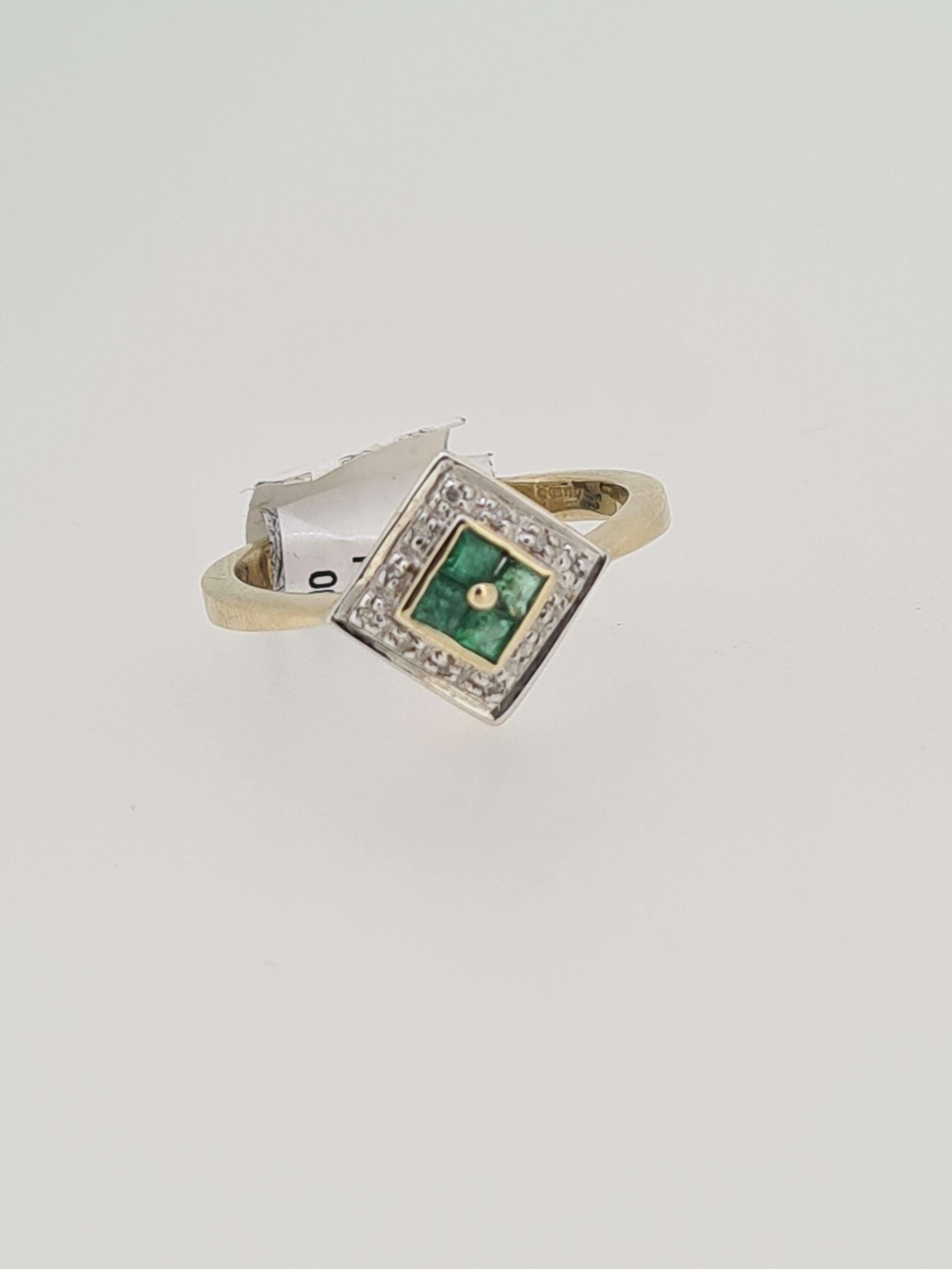 9ct gold emerald and diamond ring - Image 4 of 4