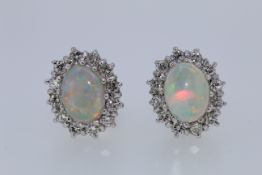18ct Hallmark Yellow Gold Opal And Diamond Stud Earrings