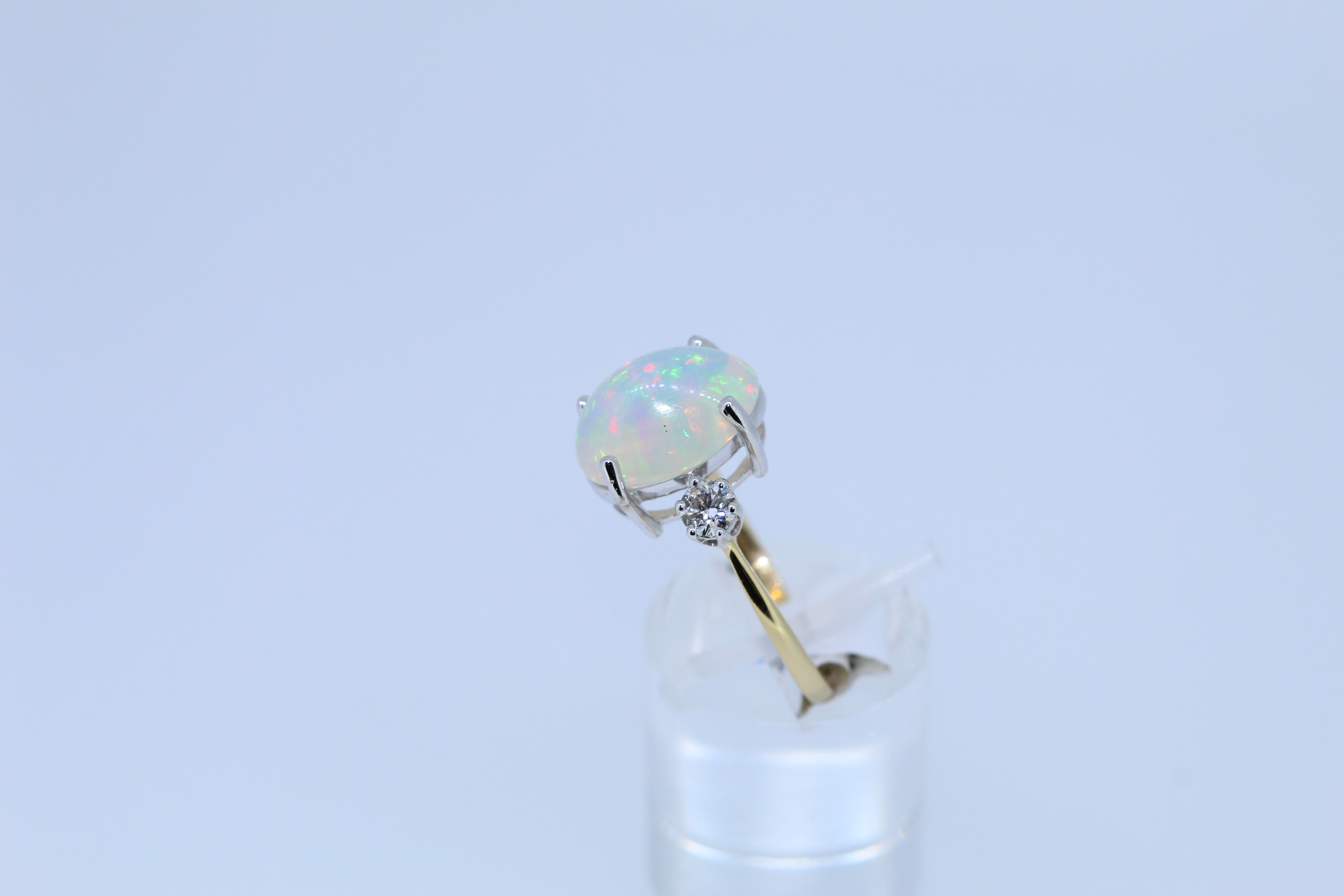 18ct Yellow Gold Opal And Diamond Ring - Image 4 of 5