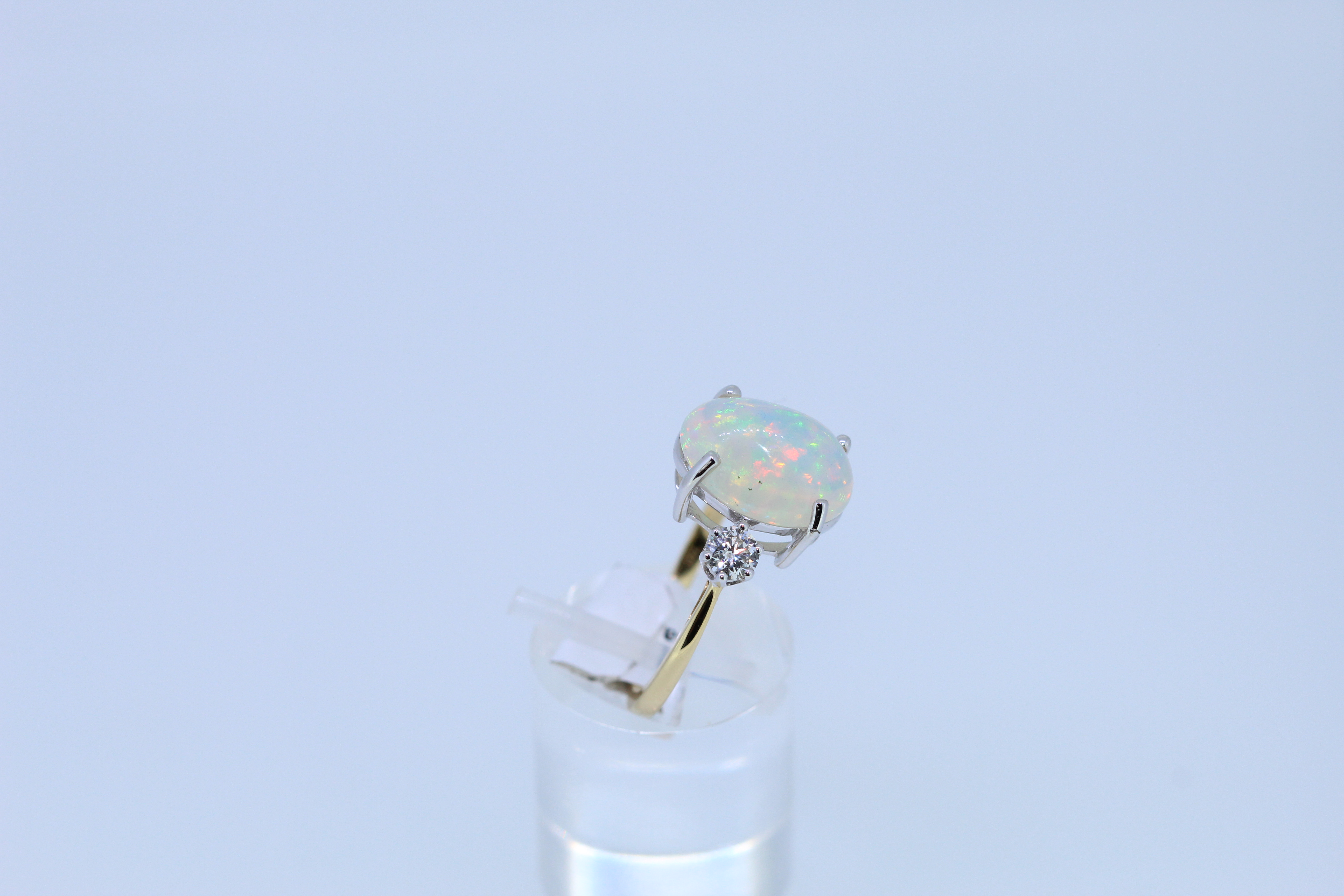 18ct Yellow Gold Opal And Diamond Ring - Image 3 of 5