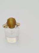 Vintage stamped 9ct yellow gold tigers eye ring