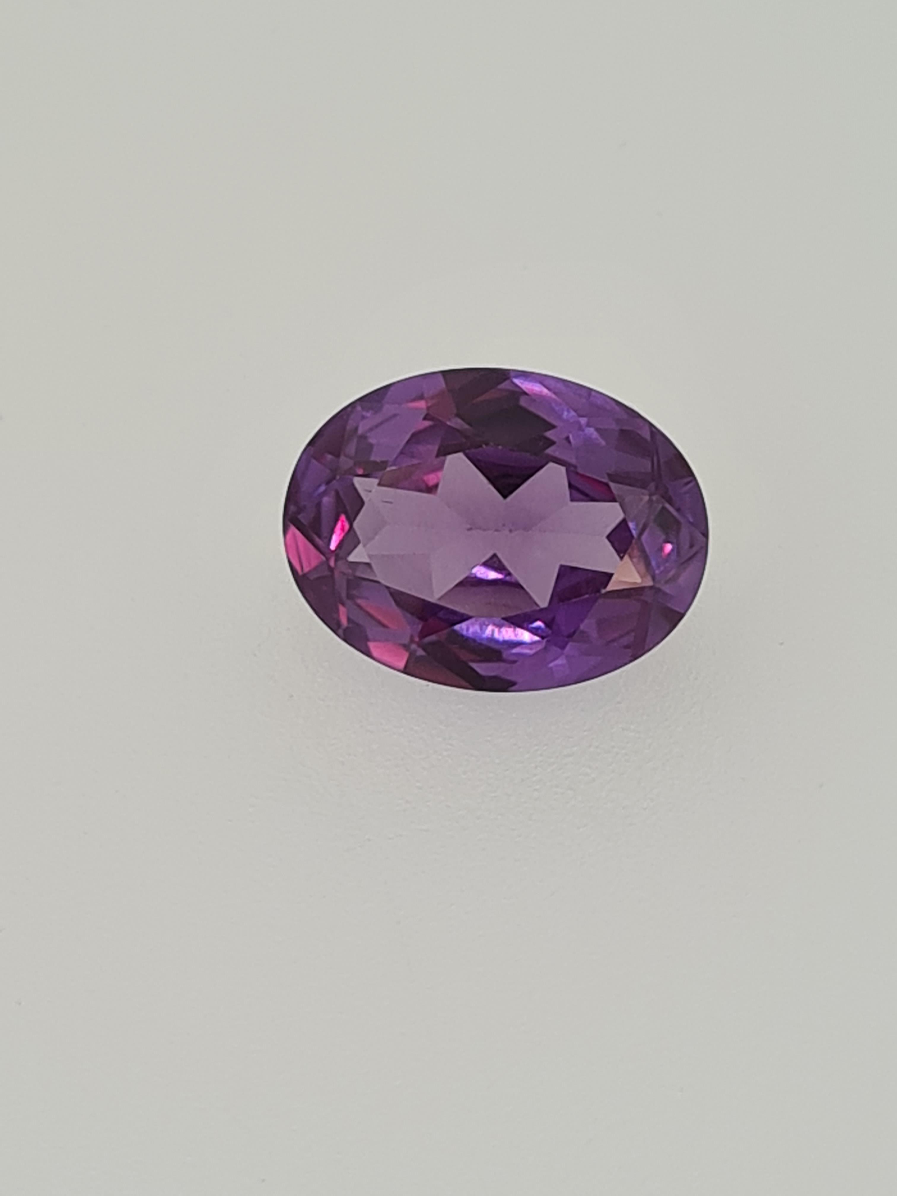 Amethyst oval cut gemstone - Image 4 of 4