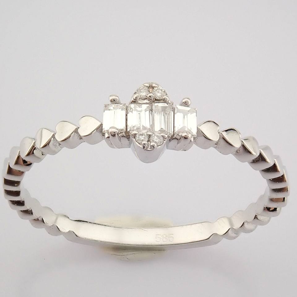 HRD Antwerp Certified 14K White Gold Baguette Diamond & Diamond Ring (Total 0.12 Ct. Stone) 14K
