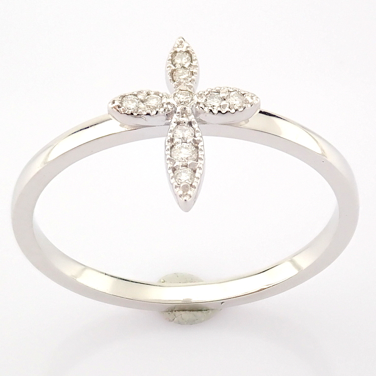 HRD Antwerp Certified 14K White Gold Diamond Ring (Total 0.05 Ct. Stone) 14K White Gold Ring - Image 5 of 9