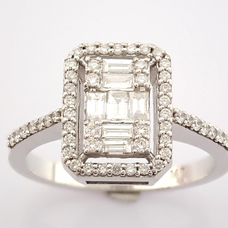 HRD Antwerp Certified 14K White Gold Diamond Ring (Total 0.48 Ct. Stone) 14K White Gold Ring - Image 6 of 10