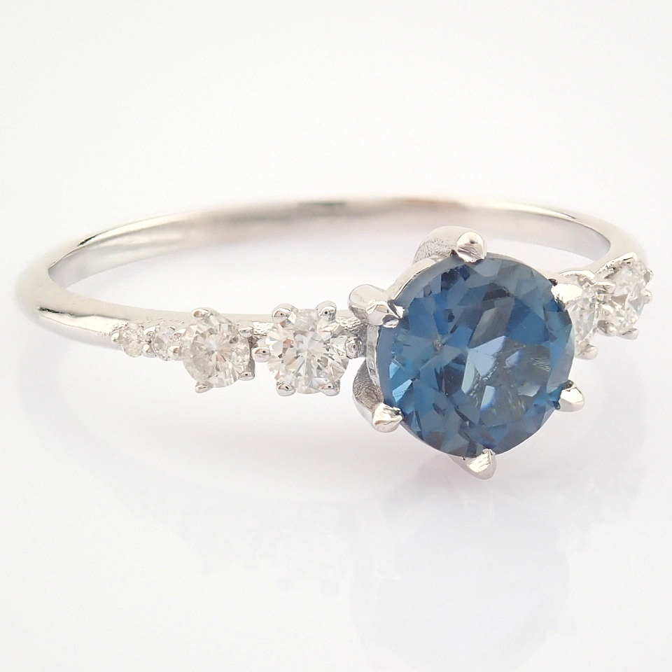 HRD Antwerp Certified 14K White Gold Diamond & London Blue Topaz Ring (Total 1.04 Ct. Stone) 14K - Image 3 of 8