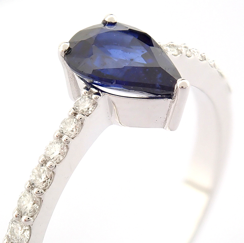 HRD Antwerp Certified 14K White Gold Diamond & Sapphire Ring (Total 0.89 Ct. Stone) 14K White Gold - Image 4 of 10