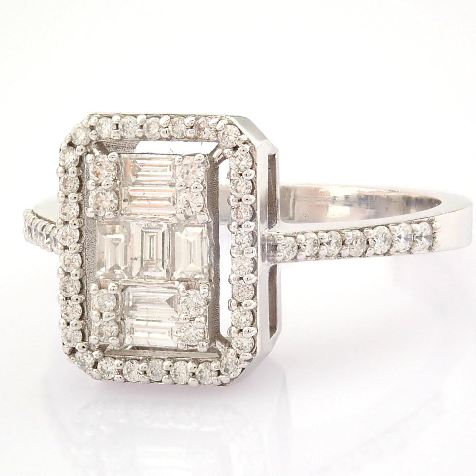HRD Antwerp Certified 14K White Gold Diamond Ring (Total 0.48 Ct. Stone) 14K White Gold Ring - Image 4 of 10