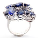 HRD Antwerp Certified Sapphire and Diamond Ring 14K     Diamond : 0,30 Ct. H/VS-SI (6pcs x 2,5mm)