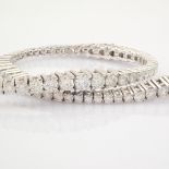 HRD Antwerp Certified 14K White Gold Diamond Bracelet (Total 3.9 Ct. Stone) 14K White Gold