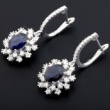 HRD Antwerp Certified 18K White Gold Sapphire Cluster Earring Total 3,60 Ct.     18K White Gold