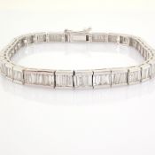 HRD Antwerp Certified 14K White Gold Diamond Bracelet (Total 3.19 Ct. Stone) 14K White Gold Bracelet