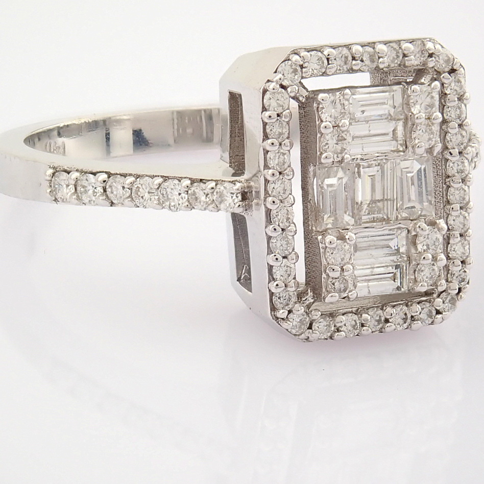 HRD Antwerp Certified 14K White Gold Diamond Ring (Total 0.48 Ct. Stone) 14K White Gold Ring - Image 3 of 10