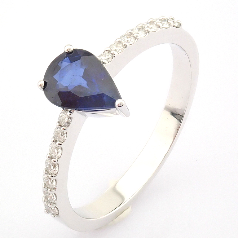 HRD Antwerp Certified 14K White Gold Diamond & Sapphire Ring (Total 0.89 Ct. Stone) 14K White Gold - Image 3 of 10