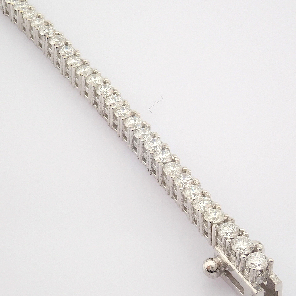 HRD Antwerp Certified 14K White Gold Diamond Bracelet (Total 2.3 Ct. Stone) 14K White Gold - Image 4 of 11