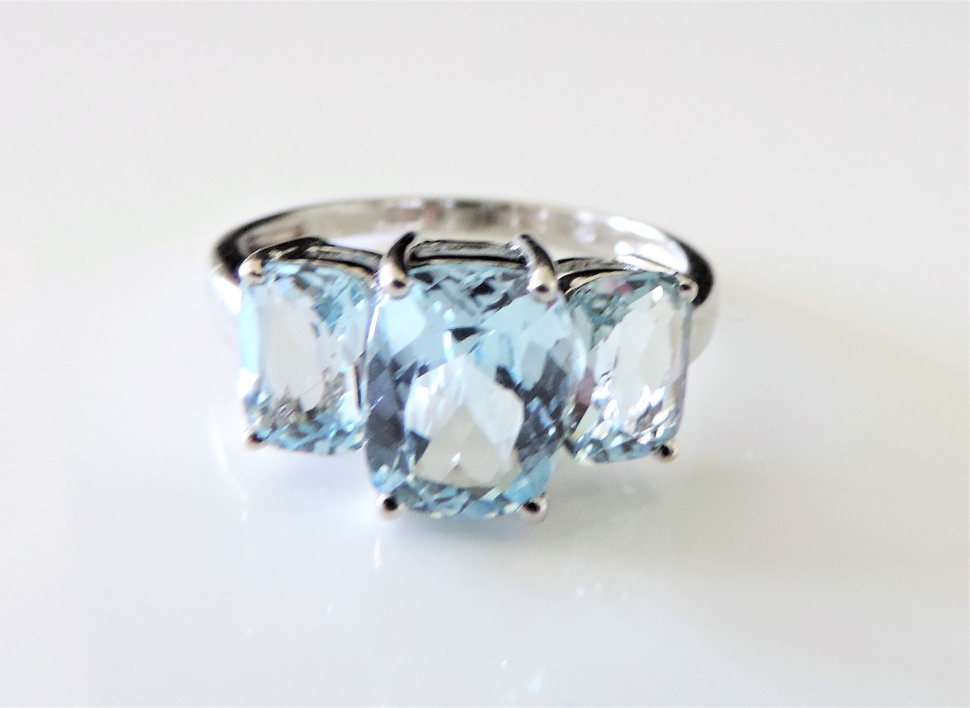 Sterling Silver 2.55 ct Aquamarine Gemstone Ring - Image 3 of 7
