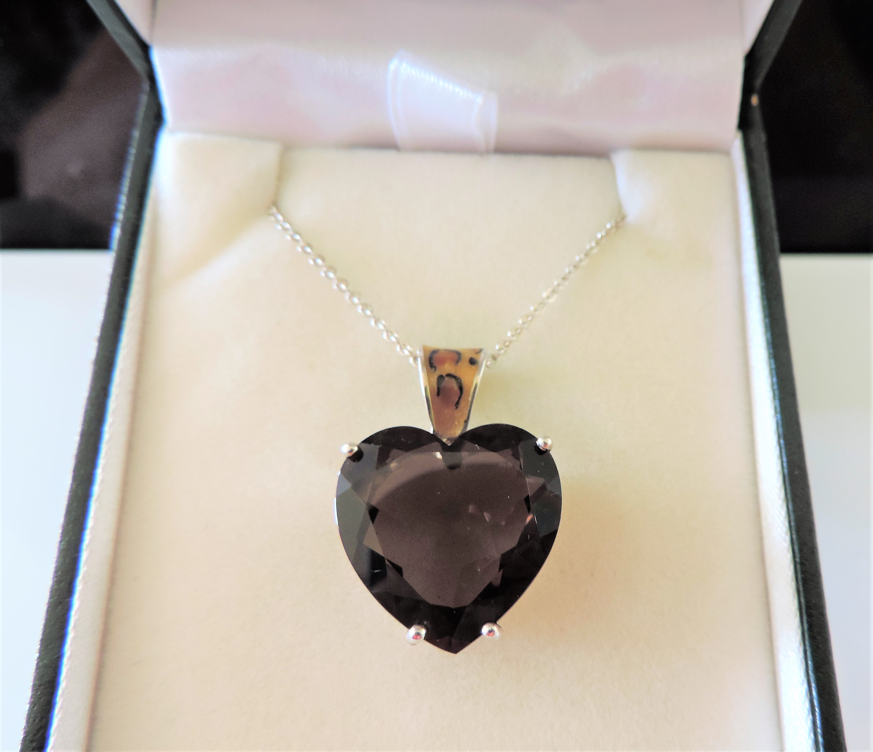 15.33 ct Heart Smokey Quartz Pendant Necklace