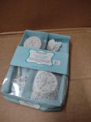 KitchenCraft Set of 24 cupcake cases and flags RRP £9.99 Grade U