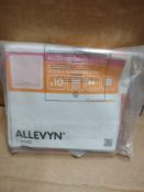 Allevyn classic gentle border RRP £15 Grade U