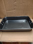 Large Oven tray RRP £10 Grade U