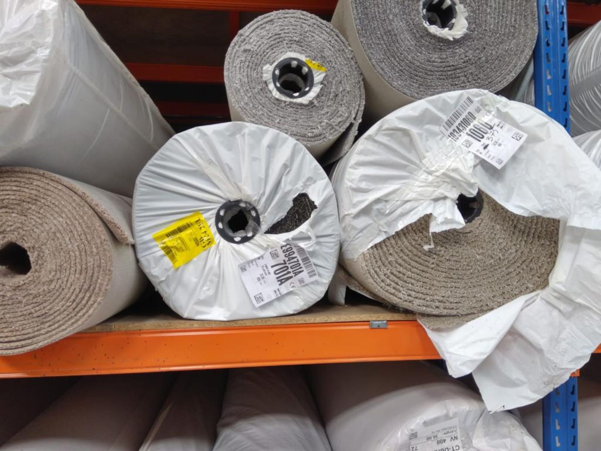 30x4m roll Riverside Twist heavy-duty 80% British Wool carpet colour Doeskin - Image 3 of 3