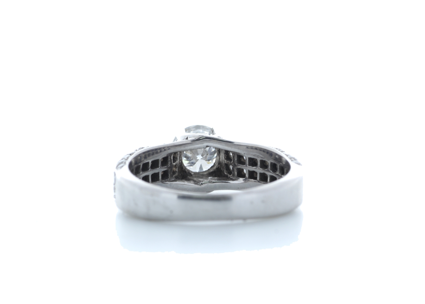 18k White Gold Single Stone Prong Set With Stone Set Shoulders Diamond Ring 1.28 (0.82) Carats - Image 3 of 5